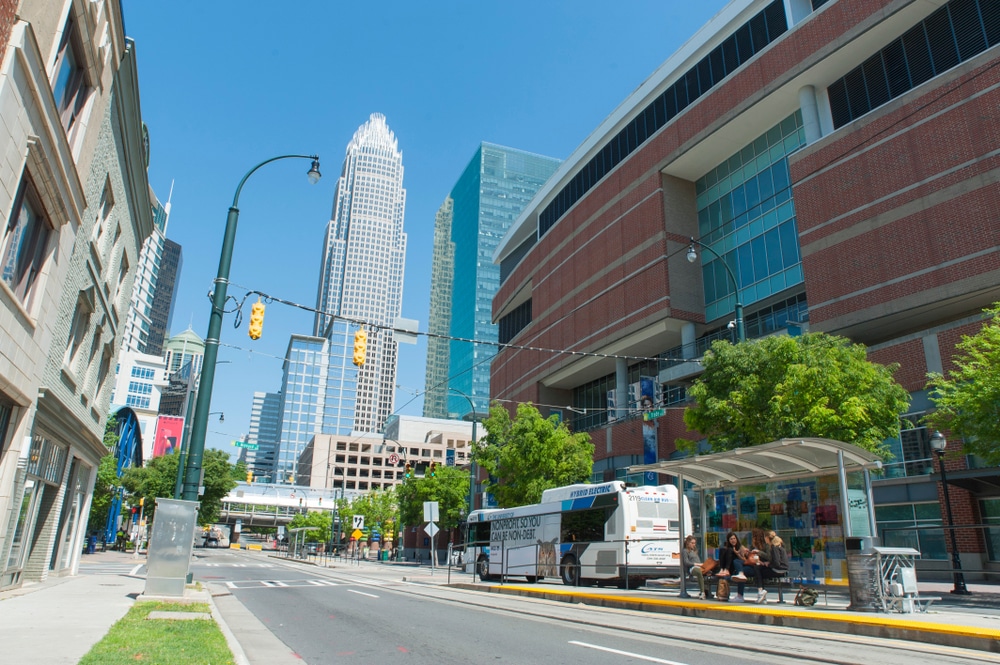 Charlotte,,Nc/,04/28/2018-,Some,Commuters,Wait,For,A,Bus,Near