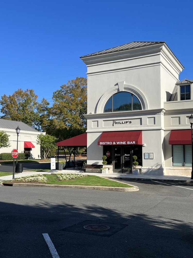 Charlotte,,Nc,-,October,30,,2023:,Phillip's,Bistro,And,Wine