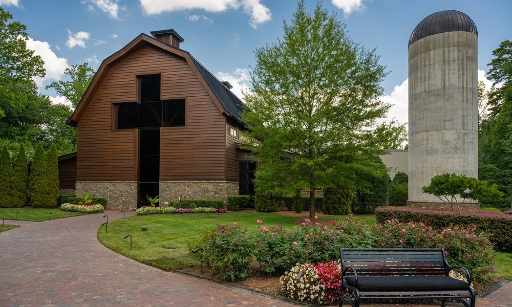 Graham,Library.,The,Library,And,Grounds.,Charolette,North,Carolina,,Photo
